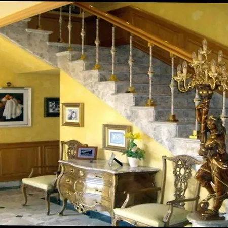 Charming Semi-Detached Villa *